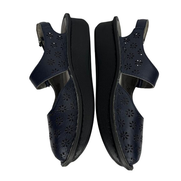 Alegria Womens Sz 8/8.5 Slip Resistant Navy Blue Leather Floral Laser Cut Mary J - Picture 8 of 11